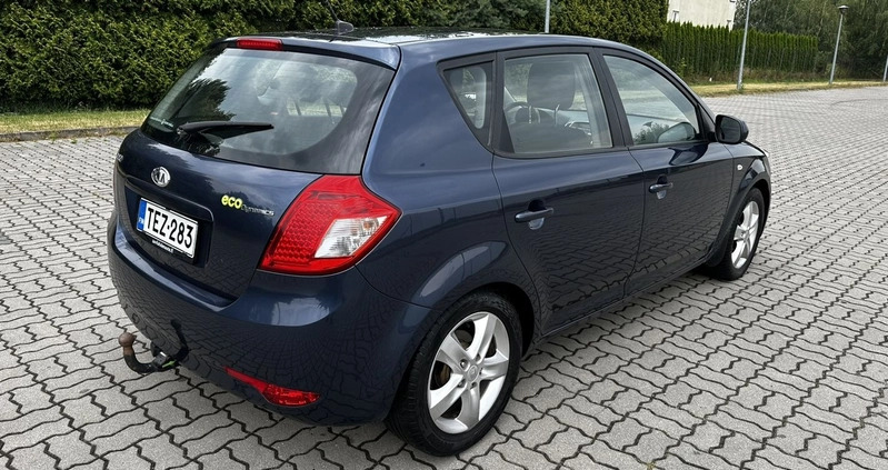 Kia Ceed cena 22999 przebieg: 211695, rok produkcji 2010 z Piaseczno małe 466